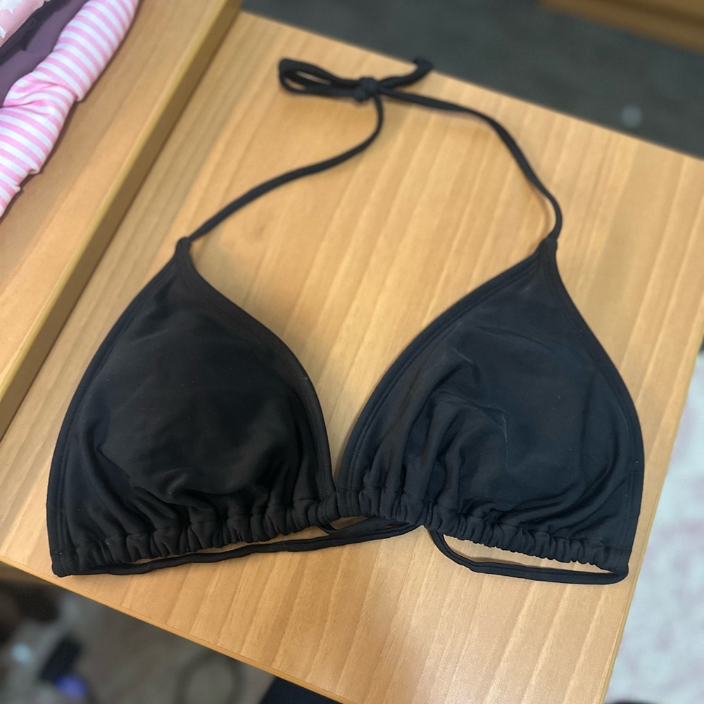 Black target triangle bikini top